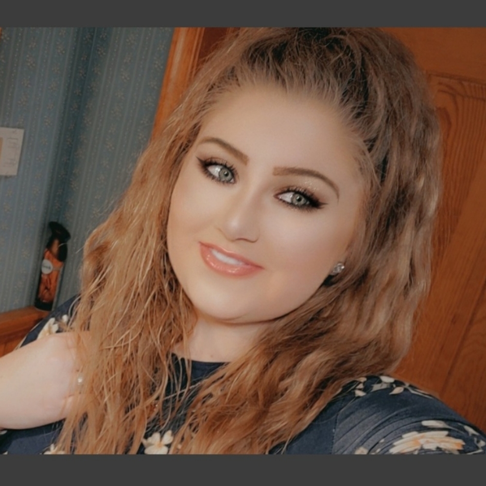 Meet your posher, Amy